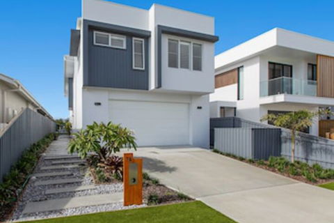 Elegant Beach House On Nautilus - Port Augusta Accommodation 0