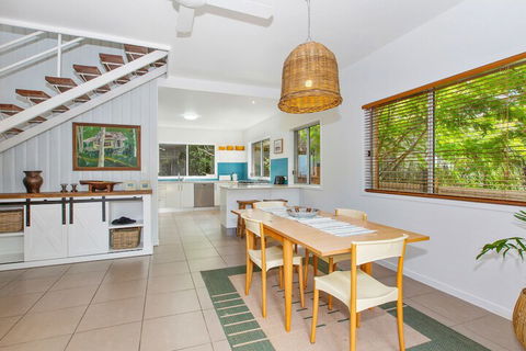 BEACH HOUSE On PEARL - Port Augusta Accommodation 3