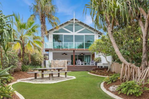 White Wash On She Oak - Port Augusta Accommodation 0