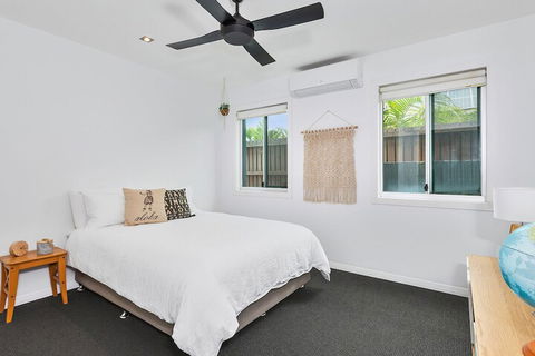 White Wash On She Oak - Port Augusta Accommodation 3