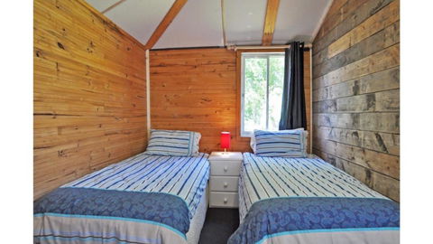 MY Fair Lady External Bathroom PET Friendly - Port Augusta Accommodation 6