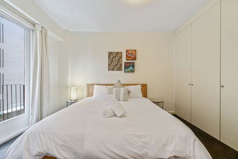 HomeHotel Urban Retreat In Secure Boutique Block - Port Augusta Accommodation 1