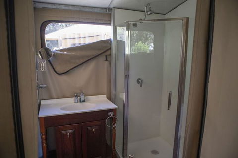 Castaways Moreton Island - Port Augusta Accommodation 2
