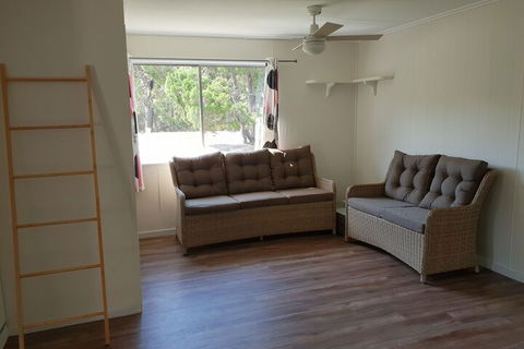 Castaways Moreton Island - Port Augusta Accommodation 4