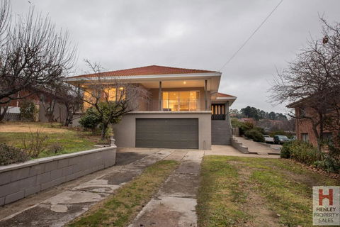 Gippsland Twelve Spacious & Central With Off Street Parking - Port Augusta Accommodation 5