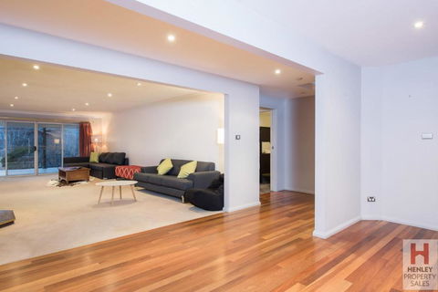 Gippsland Twelve Spacious & Central With Off Street Parking - Port Augusta Accommodation 4