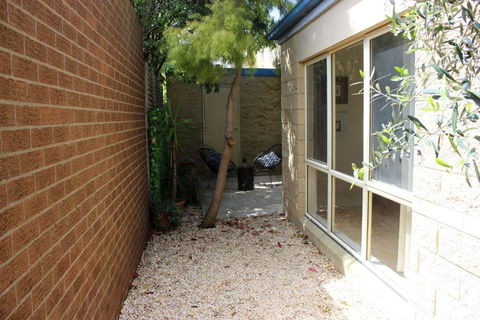 Annies Place - Port Augusta Accommodation 4