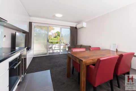 Horizons 518 Modern Apartment On The Lake Jindabyne Foreshore - Port Augusta Accommodation 4