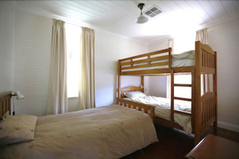 Singletons Retreat - Port Augusta Accommodation 4