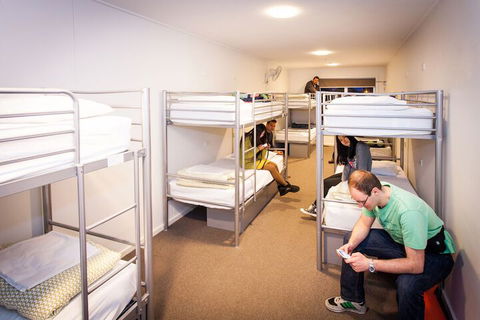 The Island Accommodation - Hostel - Port Augusta Accommodation 7