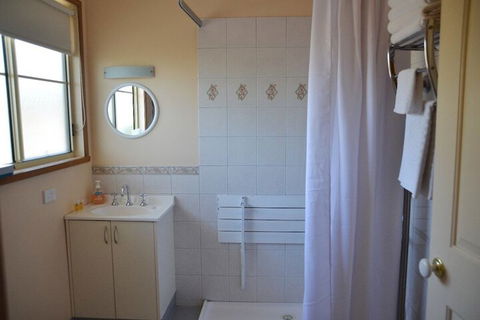 Avoca Cottages - Port Augusta Accommodation 7