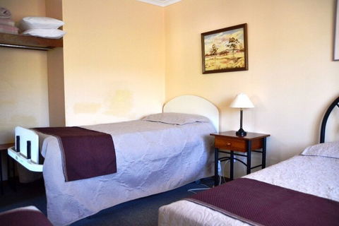 Avoca Cottages - Port Augusta Accommodation 5