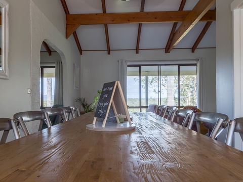 Hermitage Hideaway Homestead & Cottage - Port Augusta Accommodation 5