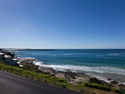 Avalon 2 Uninterrupted Views Almost On The Beach! - Port Augusta Accommodation 5