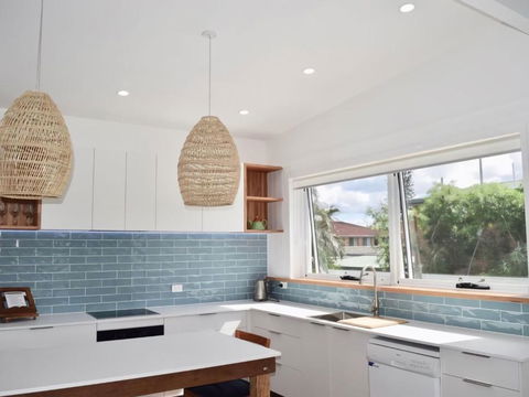 Oceanfront Beach House On Marine Parade - Port Augusta Accommodation 5
