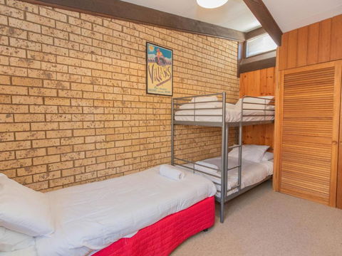 Clearview 2 / 8 Bogong Street - Port Augusta Accommodation 2