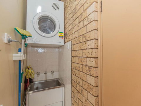 Clearview 2 / 8 Bogong Street - Port Augusta Accommodation 3