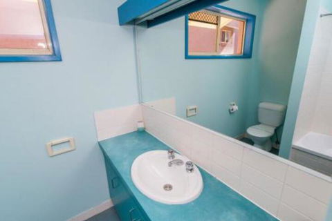 At Cylinder Unit 2 - Port Augusta Accommodation 6