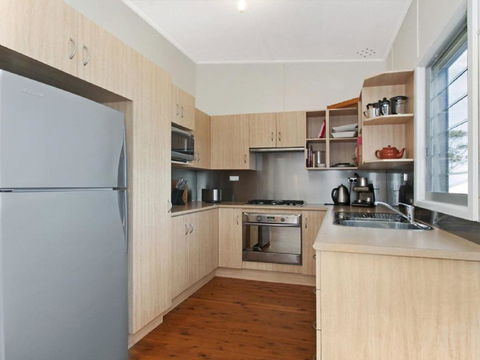 Urchins Funky Comfort & Style - Port Augusta Accommodation 3