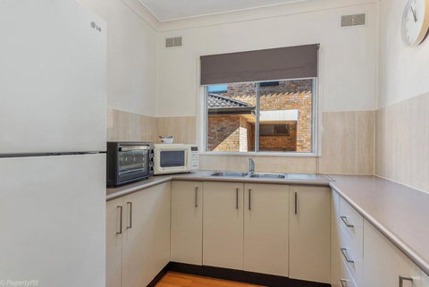 Jamaica Holiday Units - Port Augusta Accommodation 4