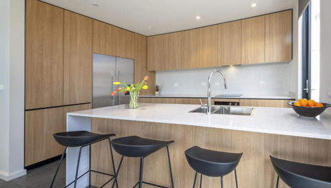 Chilam D Architecturally Designed - Port Augusta Accommodation 6