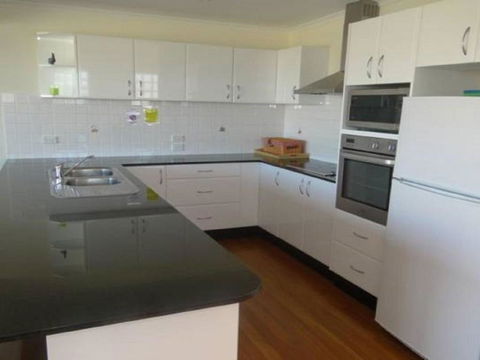 Ultimate Beach House 19a Graham Street Views Peace & Quiet - Port Augusta Accommodation 5