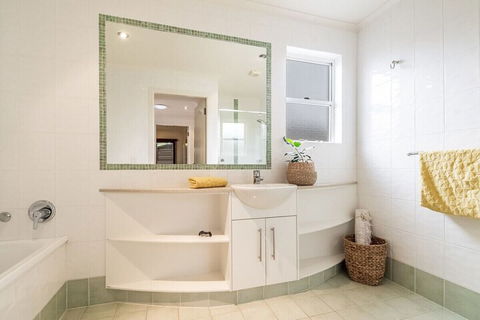 Oceanic 3 - Port Augusta Accommodation 5