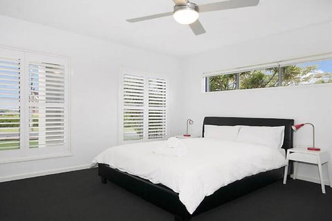 House On The Hill Lennox Head WiFi Air Conditioning - Port Augusta Accommodation 5
