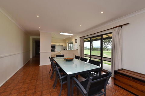 Nulkaba Escape Super Central Walk To Zoo Short Drive To Potters + Wineries - Port Augusta Accommodation 1