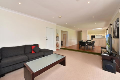 Nulkaba Escape Super Central Walk To Zoo Short Drive To Potters + Wineries - Port Augusta Accommodation 6