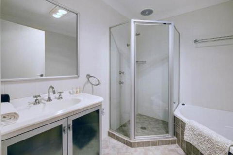 AtTHE COVE - Port Augusta Accommodation 4