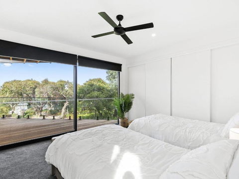 POINT BREAK NEW LISTING 2019 - Port Augusta Accommodation 5