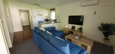 Russell Falls Holiday Cottages - Port Augusta Accommodation 5