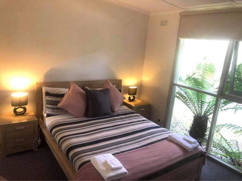 Russell Falls Holiday Cottages - Port Augusta Accommodation 2