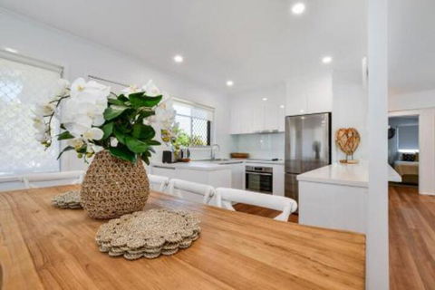 ROSIES BACH - Port Augusta Accommodation 4