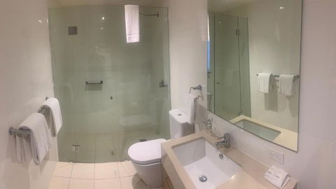 RNR Light Square - Port Augusta Accommodation 3