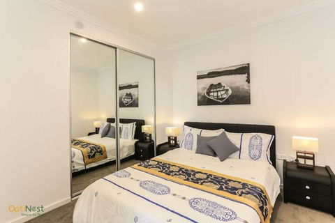 Modern, Spacious Apt@liverpool With Incredible Views - Port Augusta Accommodation 3