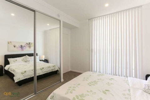 Modern, Spacious Apt@liverpool With Incredible Views - Port Augusta Accommodation 5