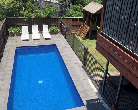 Ivy Street 7 Dicky Beach - Port Augusta Accommodation 2