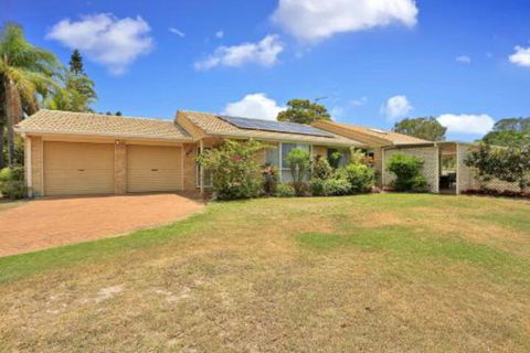 Hook Wine & Sinker Hervey Bay - Port Augusta Accommodation 5