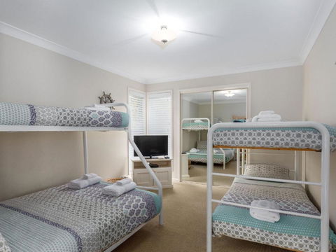 Akarana Beach House :: Jervis Bay Rentals - Port Augusta Accommodation 2