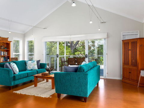 Akarana Beach House :: Jervis Bay Rentals - Port Augusta Accommodation 3