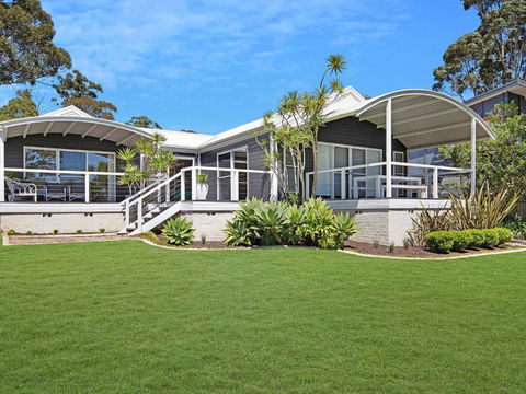 Akarana Beach House :: Jervis Bay Rentals - Port Augusta Accommodation 4