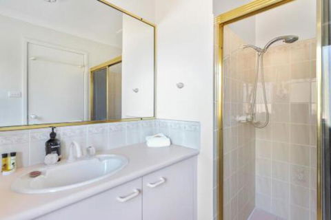 Macleay Street 23 Narrawallee - Port Augusta Accommodation 6