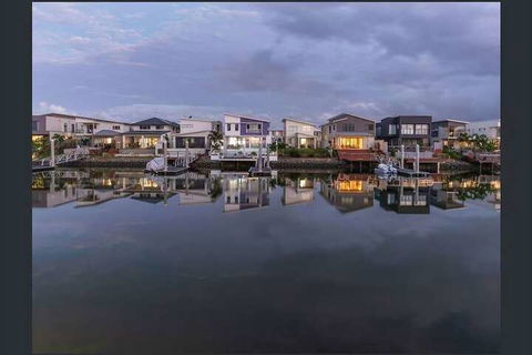 Hope Island Water Front House - Port Augusta Accommodation 1