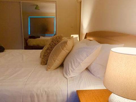 Silent Hope Cottage - Port Augusta Accommodation 3
