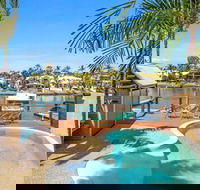 Sunshine Villa at Sanctuary Cove - Port Augusta Accommodation