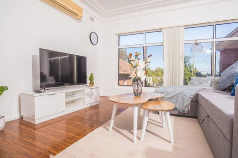 Comfy Denistone 3Bedroom Home (5Min Walk To Train) - Port Augusta Accommodation 6