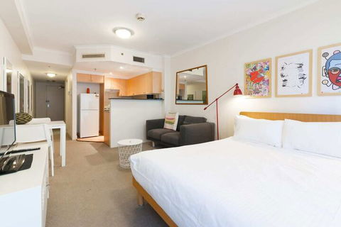 Amazing Studio With Pool In Central Sydney - Port Augusta Accommodation 7