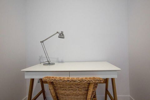 Simple And Cozy Apartment In Parkville - Port Augusta Accommodation 5